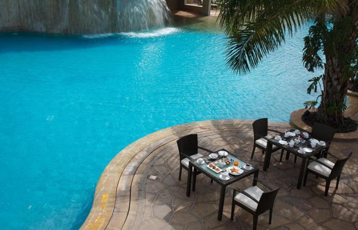 ปาล์ม เมดโดวส์ รีสอร์ต Hotel บังกาลอร์ ภายนอก รูปภาพ